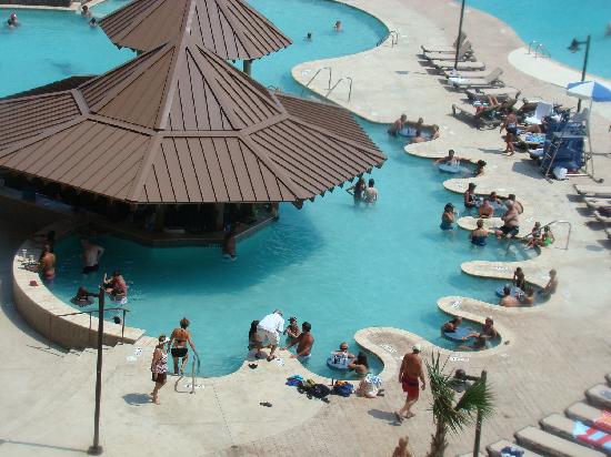 whatsize are bar pool tabke size