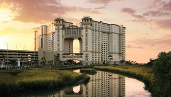 The Wonder of North Beach Resort & Villas